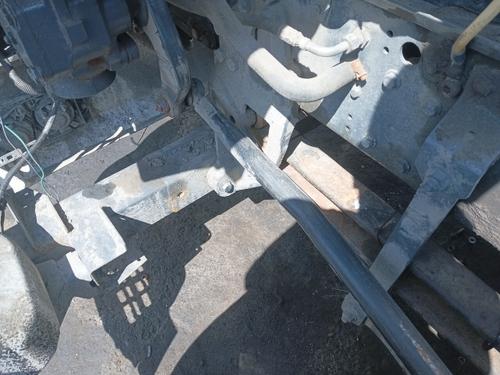 Тяга рулевая продольная