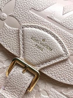 Louis Vuitton Backup