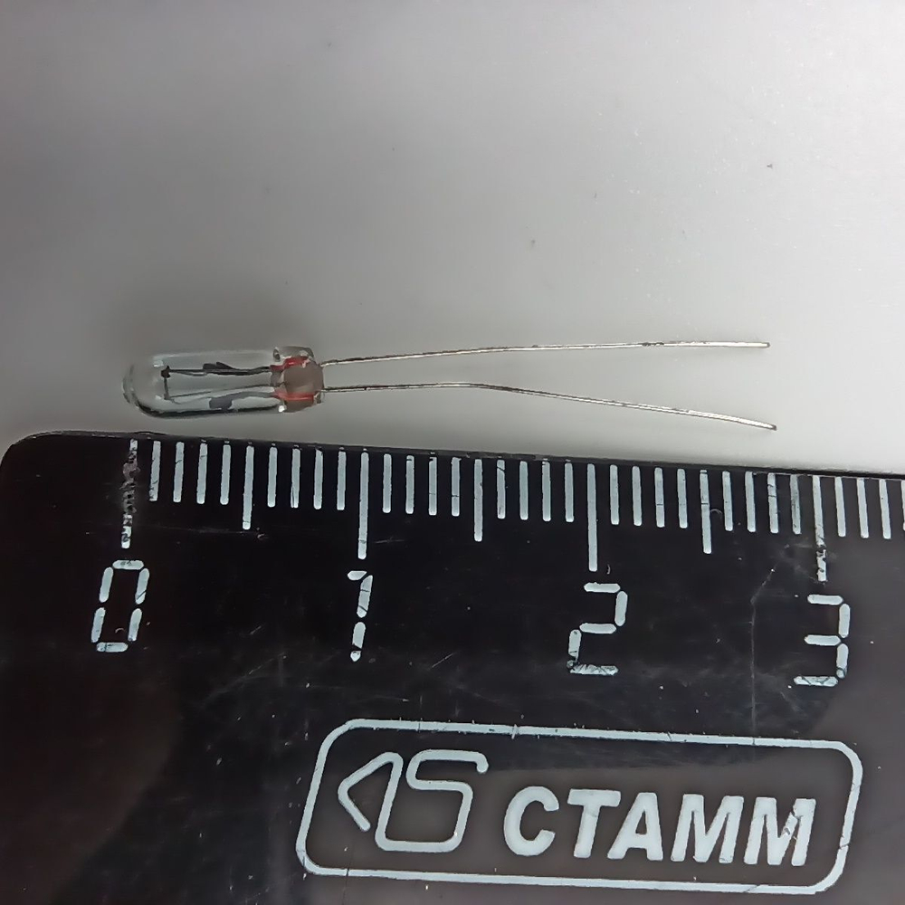 Лампа 12V 0.6W с усами Т3 подсветки кнопок и приборной панели 10 шт