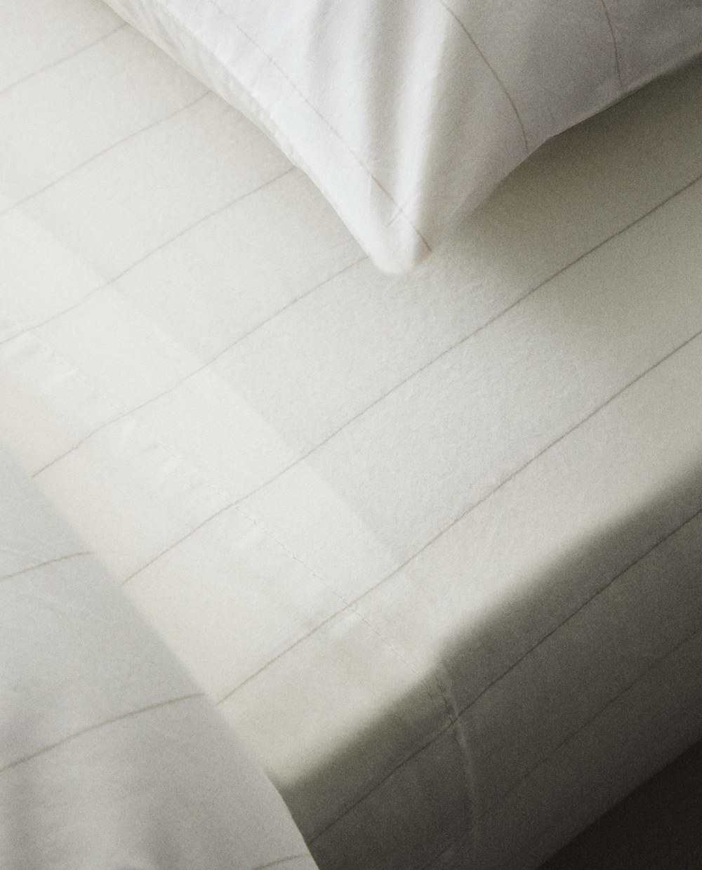 Zara Home - Полосатая простыня, белый, 160x280 см