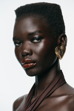 ZARA СЕРЬГИ «СЕРДЦЕ С ТЕКСТУРОЙ», ЗОЛОТИСТЫЙ