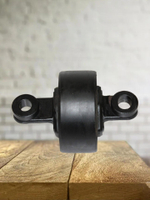 Сайлентблок заднего правого продол. рычага 552753W000 ix35