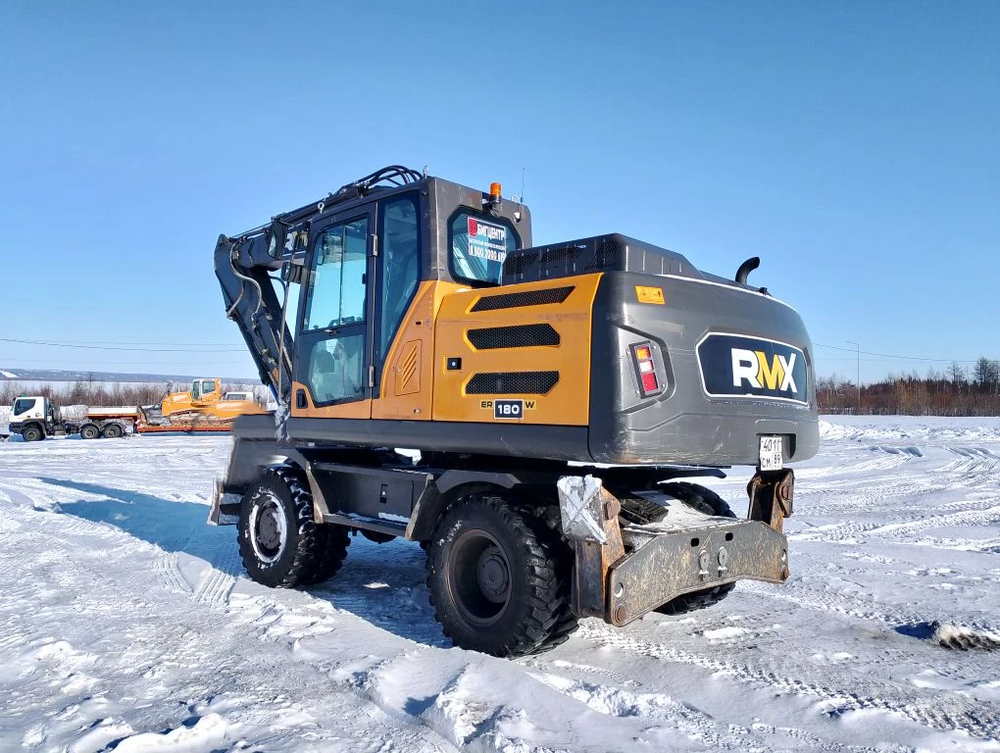 RUNMAX ER180* Экскаватор колесный ER180W (Дизельный, 5,9 л, 180 л.с., АТ)