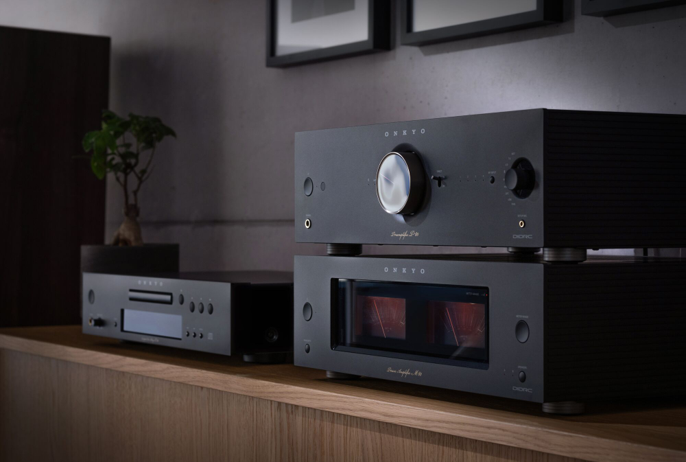 Onkyo P-80 Стерео предусилитель