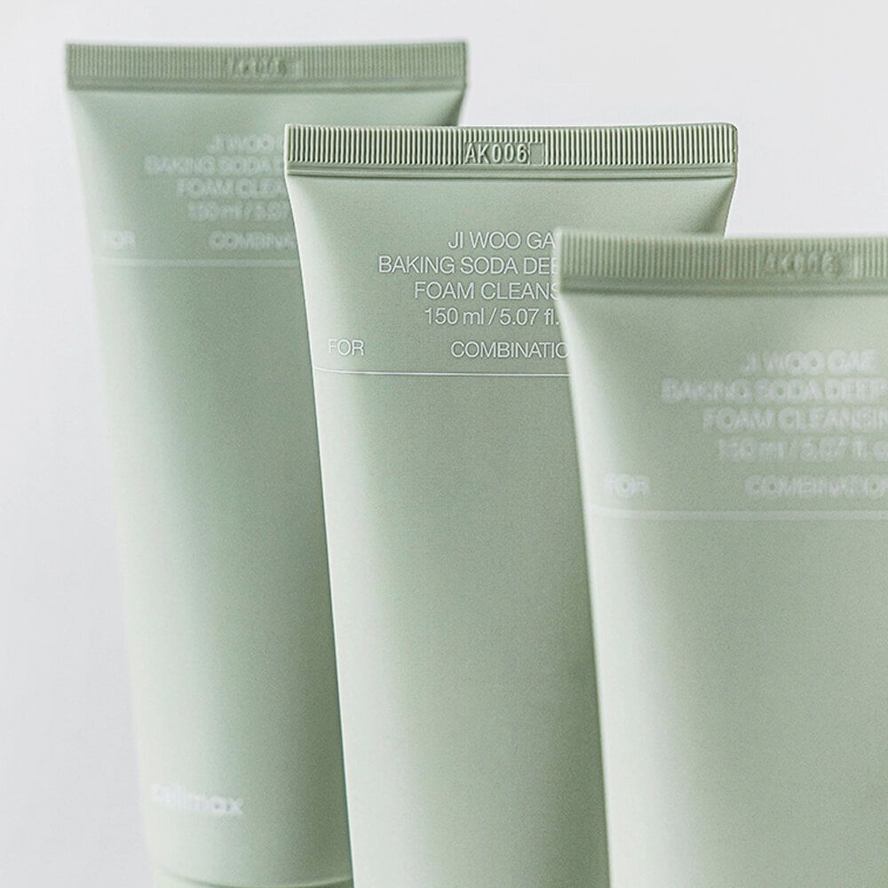 Пенка для глубокого очищения с содой Celimax Jiwoogae Baking Soda Deep Pore Foam Cleansing 150 мл