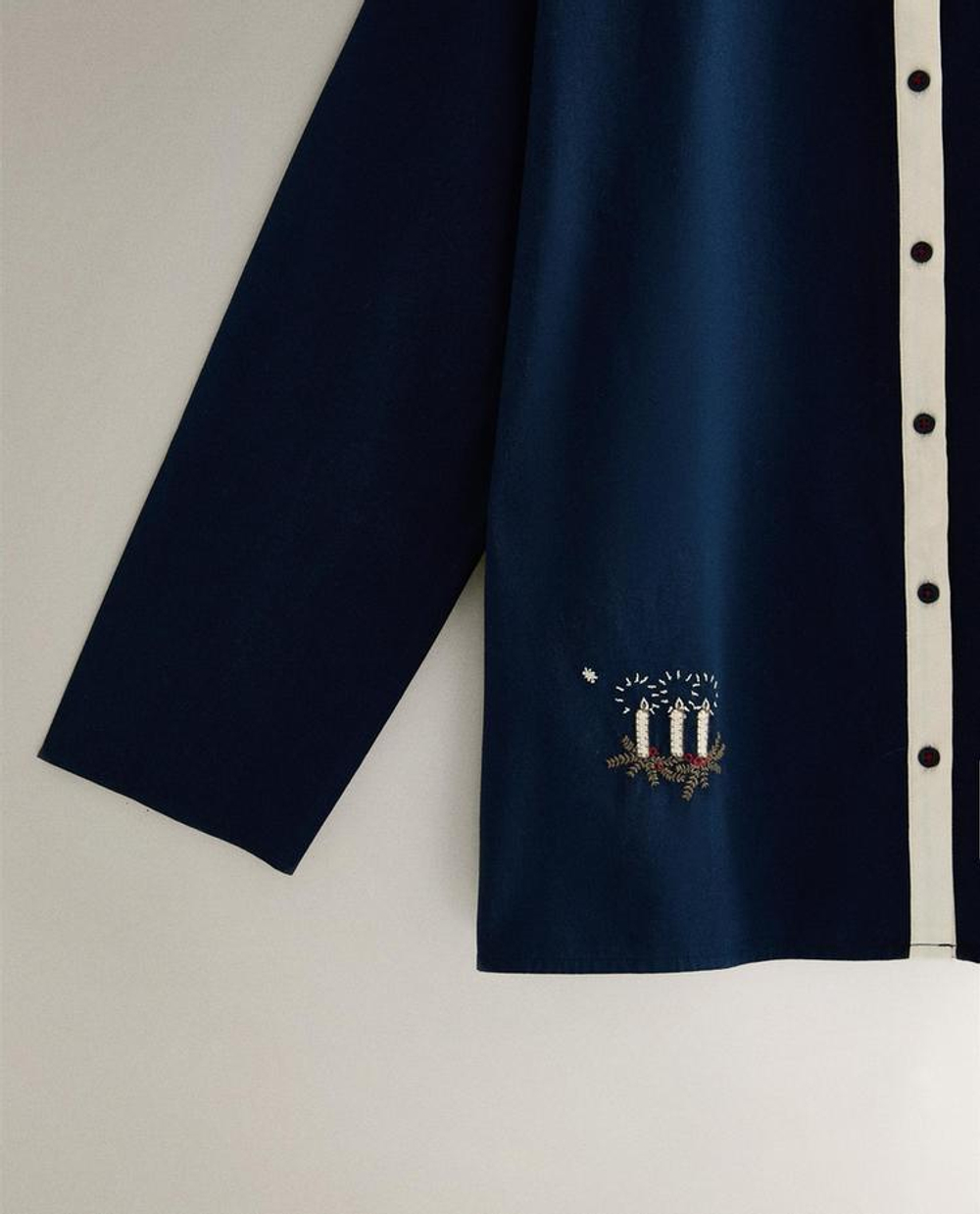 ZARA HOME ПИЖАМА С РОЖДЕСТВЕНСКОЙ ВЫШИВКОЙ, СИНИЙ