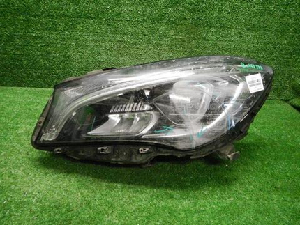 Битая Фара левая Mercedes CLA w117 C117 (2016-2019) LED