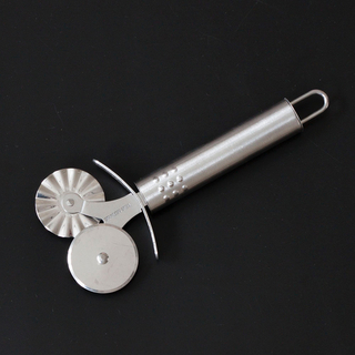 Колесо для теста (ребристое/прямое)