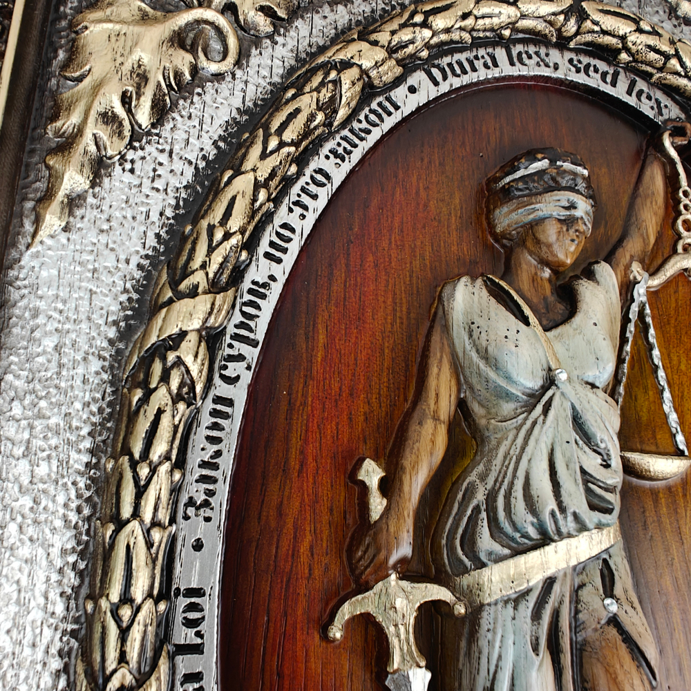 Панно "Фемида"