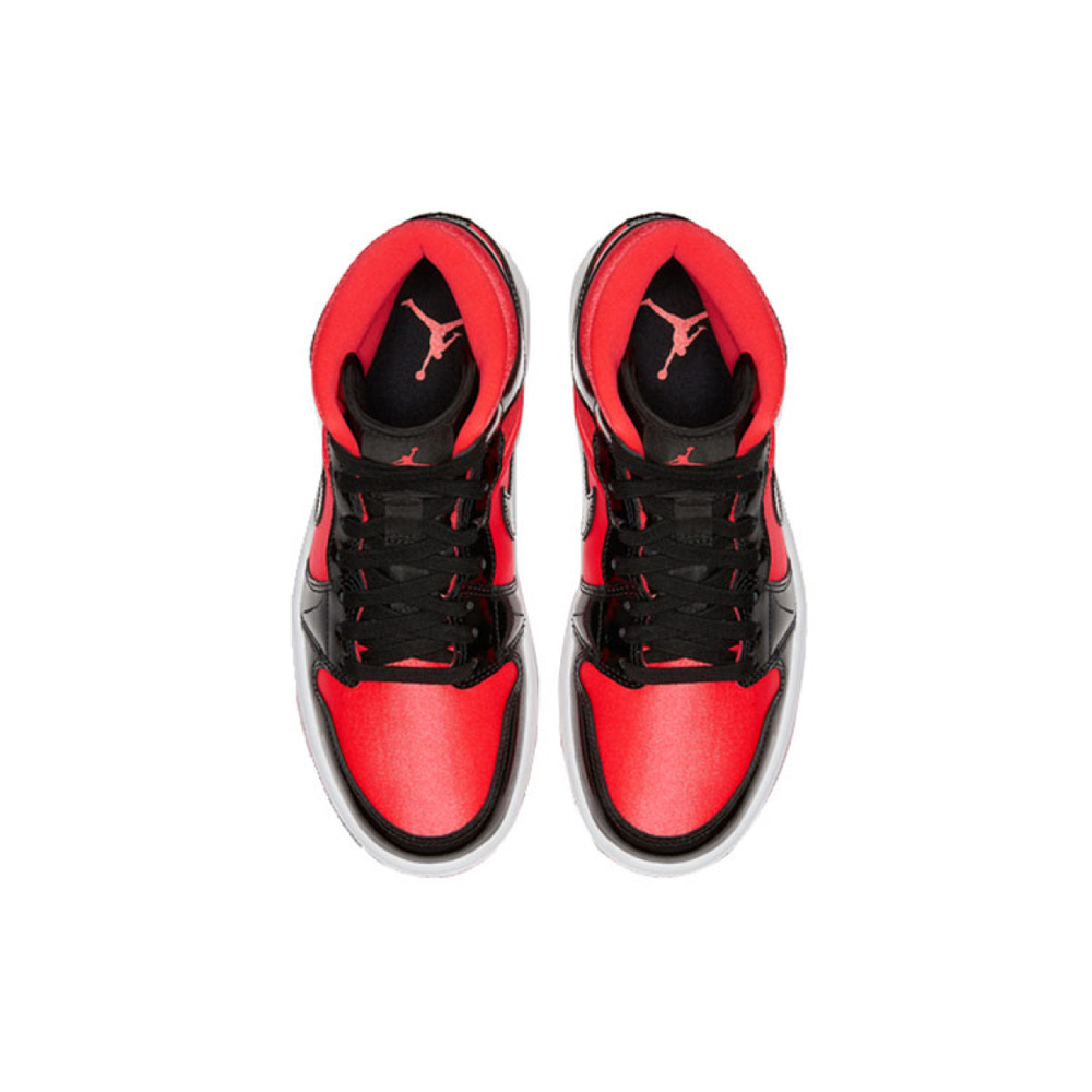 Кроссовки Air Jordan 1 Mid Hot Punch Black