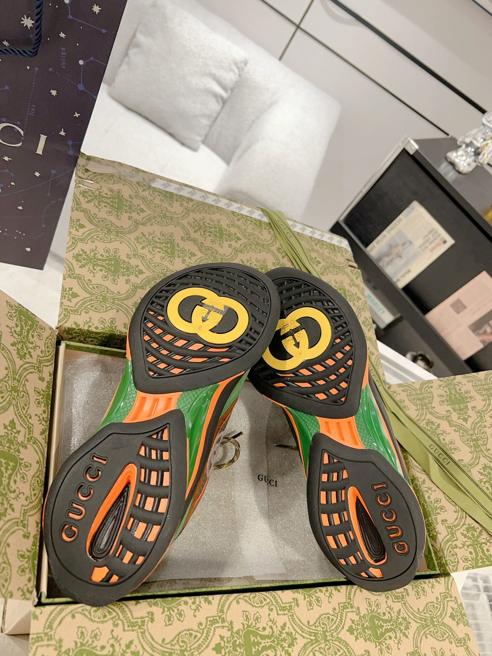 Gucci Run Sneaker (9 colors)