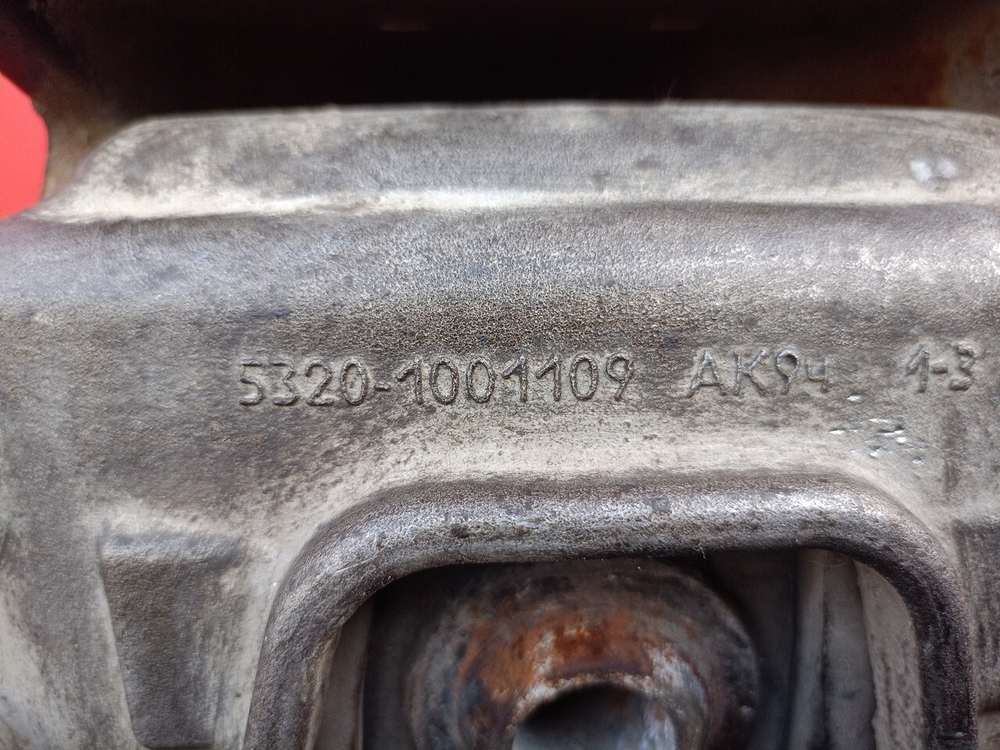 Подушка двигателя задняя