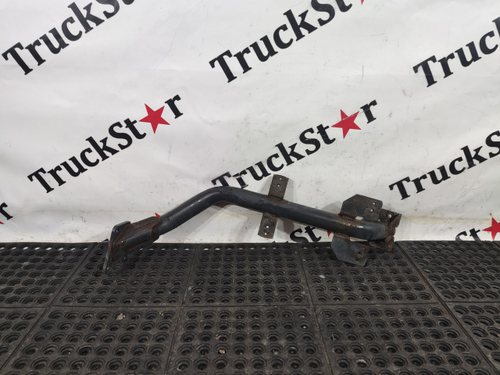 Кронштейн крыла переднего правого