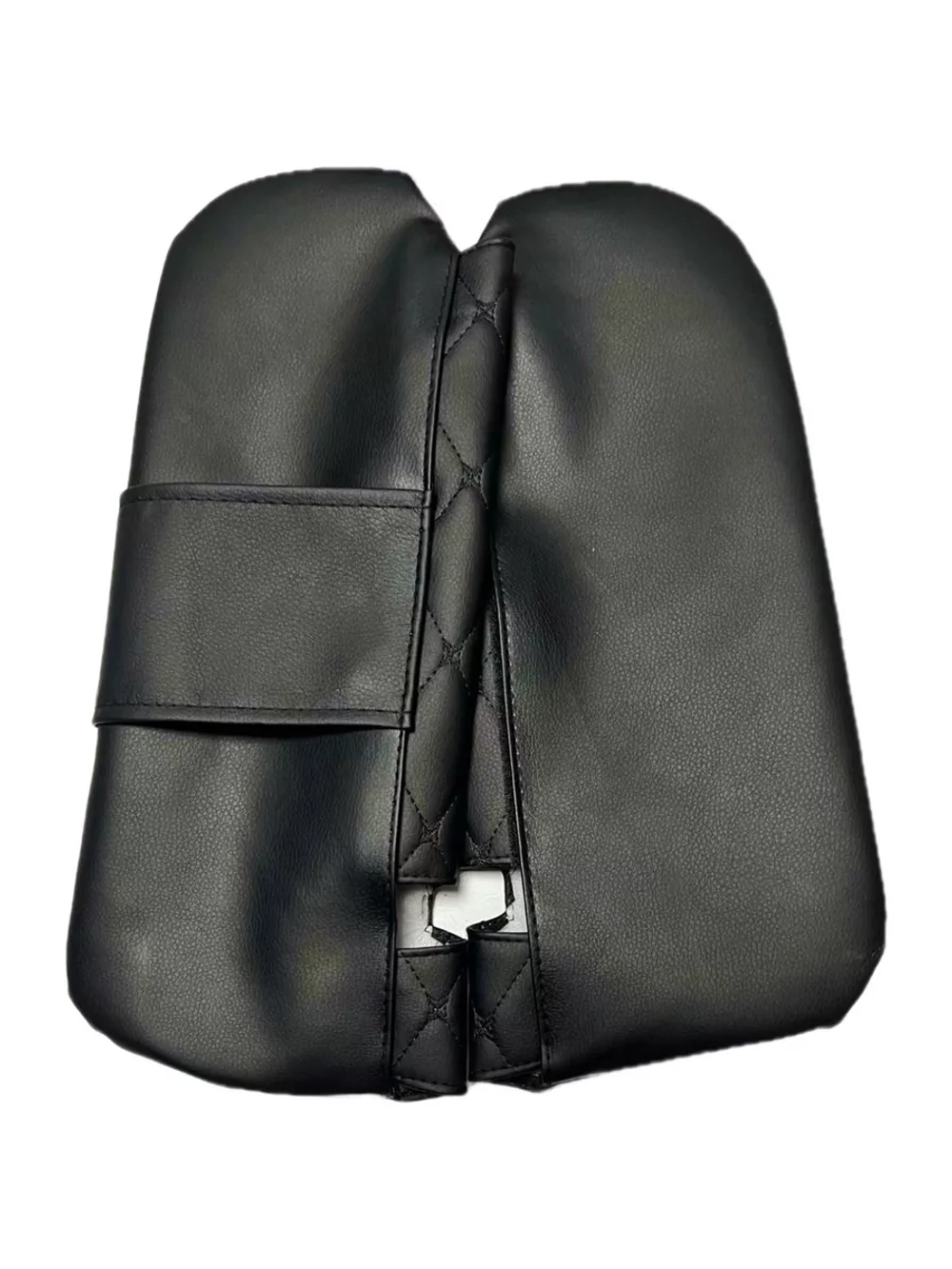 Чехлы на козырьки Hyundai Solaris (2011-2017) чёрная Бабочка