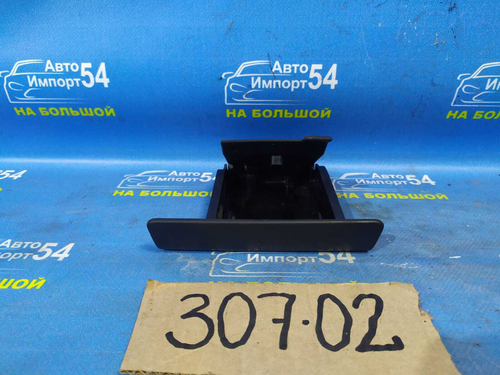 Пепельница PEUGEOT 307 2006