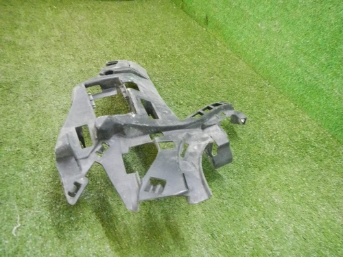 Кронштейн переднего бампера правый Mercedes S W222 (2013-2017)