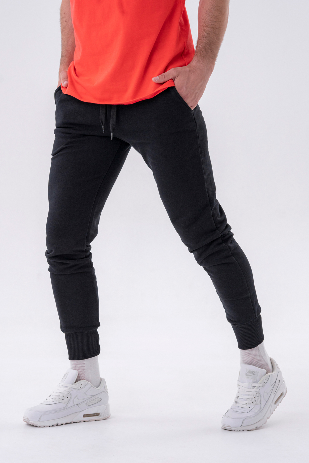Мужские брюки Nebbia Slim sweatpants with side pockets “Reset” 321 Black
