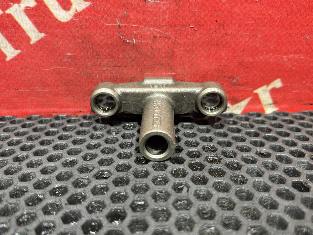 Коромысло клапана 2021г.