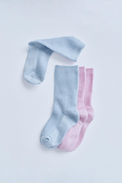 ZARA TIMELESZ - НАБОР ИЗ ДВУХ ТРИКОТАЖНЫХ НОСКОВ, СЕРО-СИНИЙ