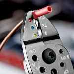 Клещи зажимные для опрессовки чернёные 230 мм Knipex 97 21 215 SB