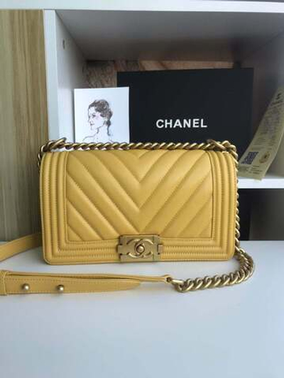 Chanel Boy 25 cm