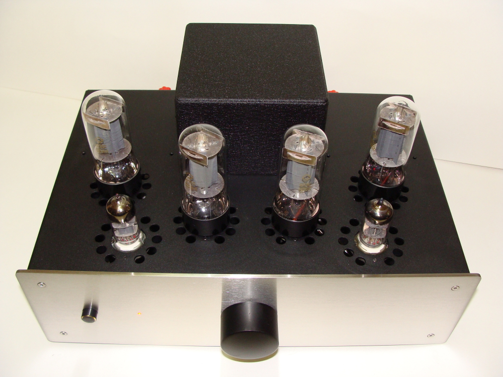 корпус для однотакного усилителя 6п3с