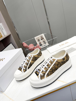 Christian Dior Walk'n'Dior Sneaker