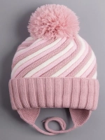 Шапка для девочки на завязках на осень