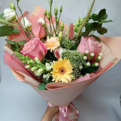 Букет «Цветущие миры»