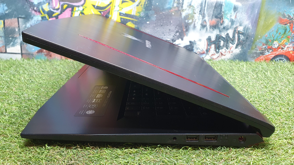 Игровой Acer i5-7/8Gb/GTX 1050 Ti 4Gb/FHD/Predator Helios 300 PH317-51-55Z6 NH.Q2MER.016/Windows 10