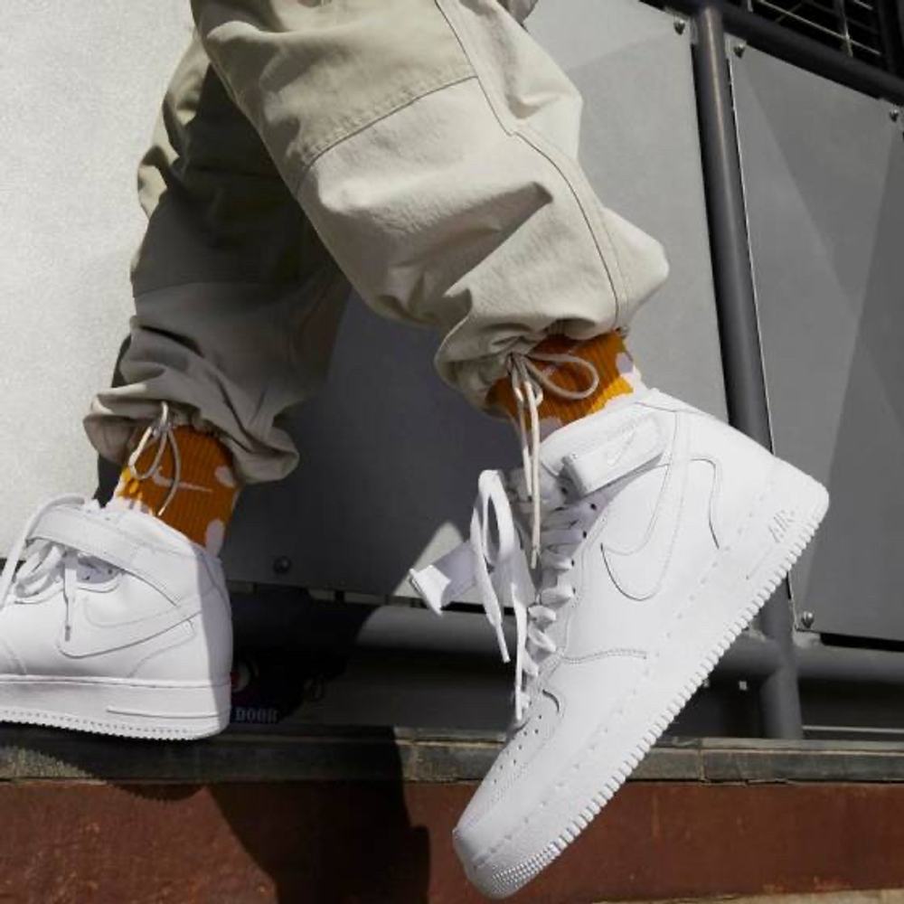 Nike Air Force 1 Mid White