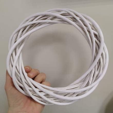 Венок ива 20 см белый