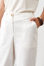 31052 Брюки женские (молочный)