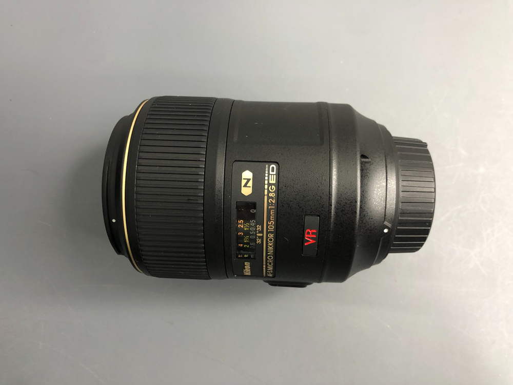 Nikon 105mm 2.8G IF-ED AF-S VR Micro-Nikkor