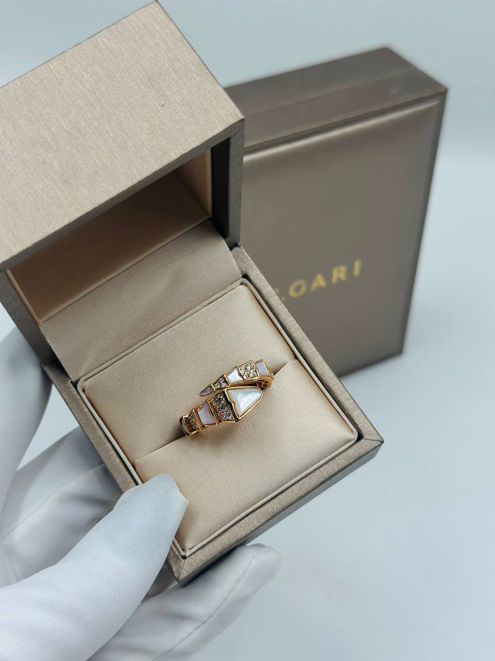 Кольцо Bvlgari