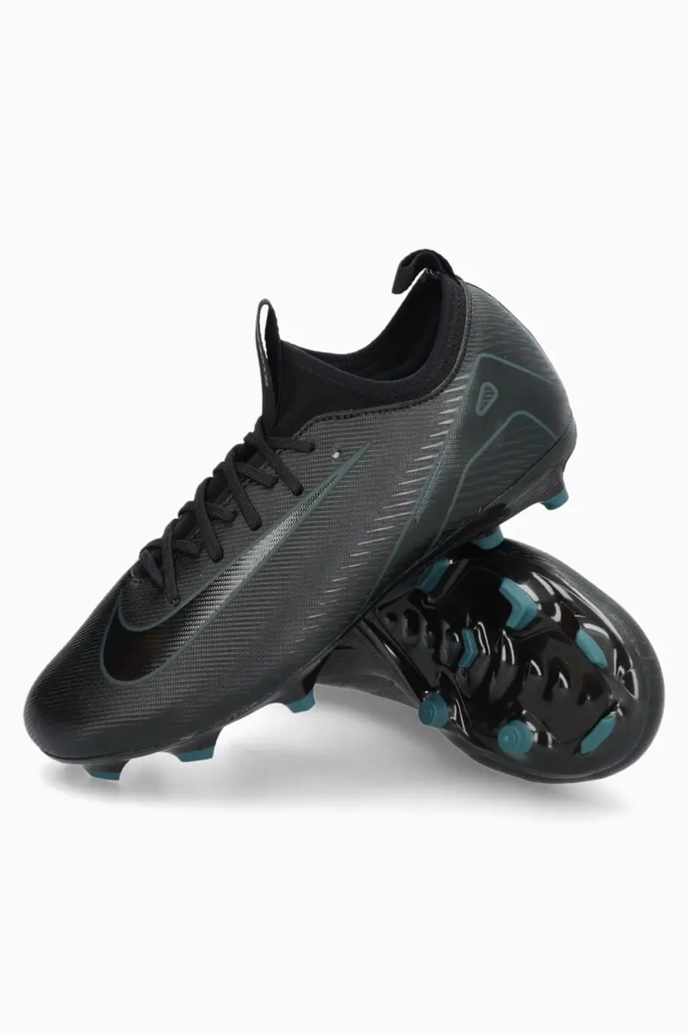 All black junior vapormax store
