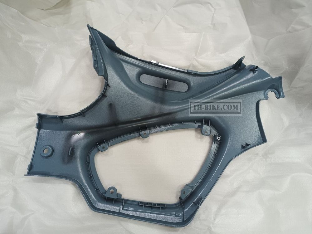 04801-K0G-900ZC. COVER COMP., R. BODY (WL). HONDA