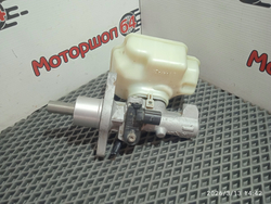 Главный тормозной цилиндр с бачком Шкода Октавия А5 Б/У