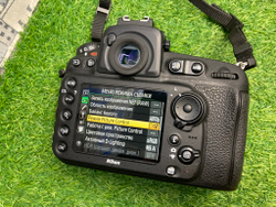 Nikon D810 7.800 кадров