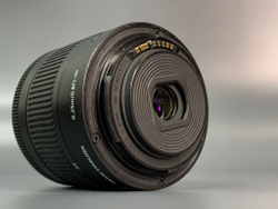 Canon EF-S 18-55mm 4-5.6 IS STM