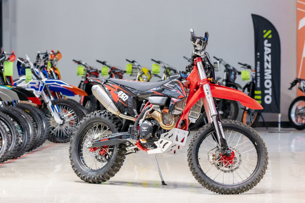 Мотоцикл кроссовый Zuumav K8 FX 450 (NC450) 21/18 Red