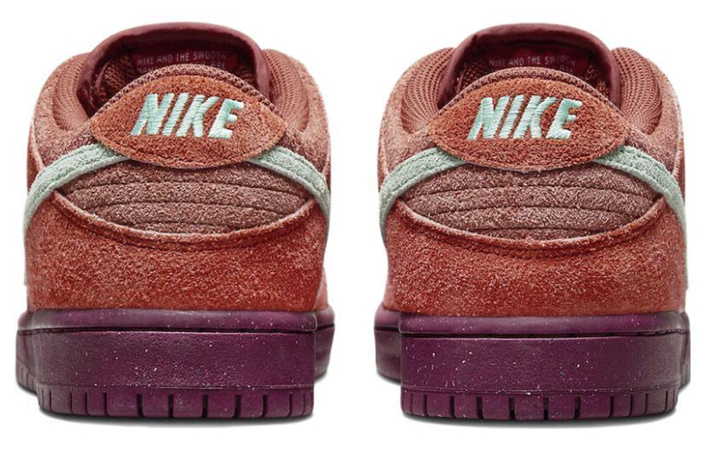 Кроссовки Nike Dunk Sb "Mystic Red And Rosewood"