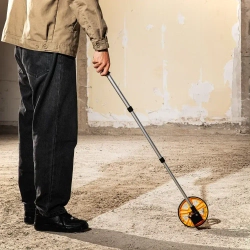 Измерительное колесо с механическим счетчиком Deli DL330060 диаметр 150мм, точность 0,5%, значение деления 0,1 мм, складная конструкция