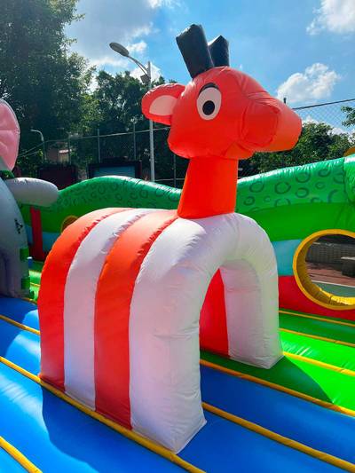 Коммерческий надувной батут «Сафария», 10*10*7,9 м