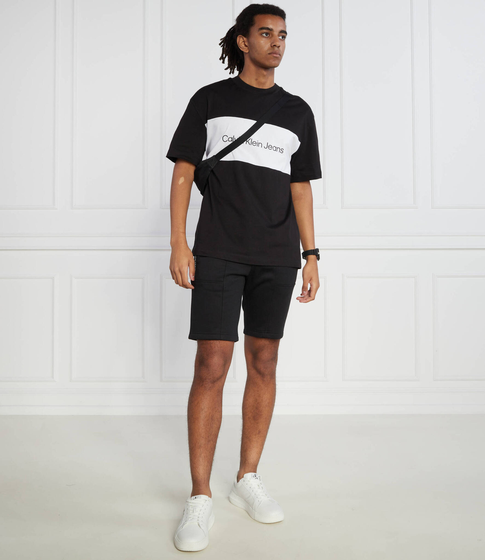 Футболка CALVIN KLEIN JEANS - черный(J30J323760)