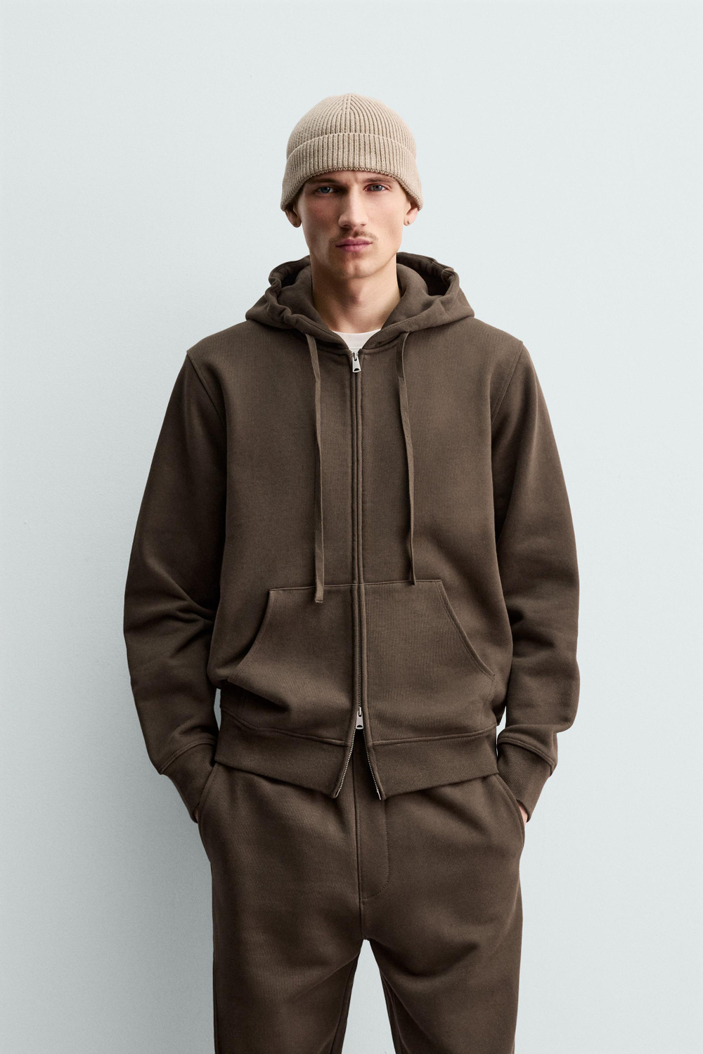 ZARA ТОЛСТОВКА НА МОЛНИИ С КАПЮШОНОМ HEAVYWEIGHT ORIGINS, ШОКОЛАДНЫЙ