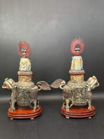 Парные фигуры из кости — Гуань Инь верхом на Цилинь