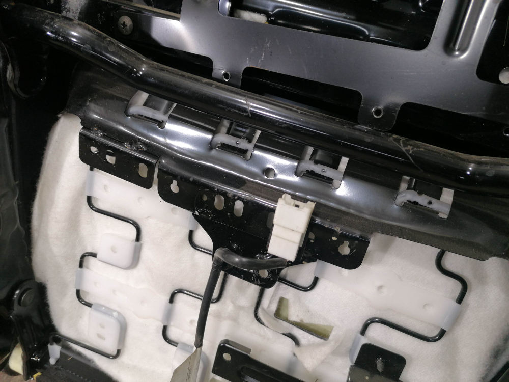 Сиденье переднее левое (водительское) подушка Chery Tiggo 8 Pro Max  Б/У Оригинал 402007568AAABN