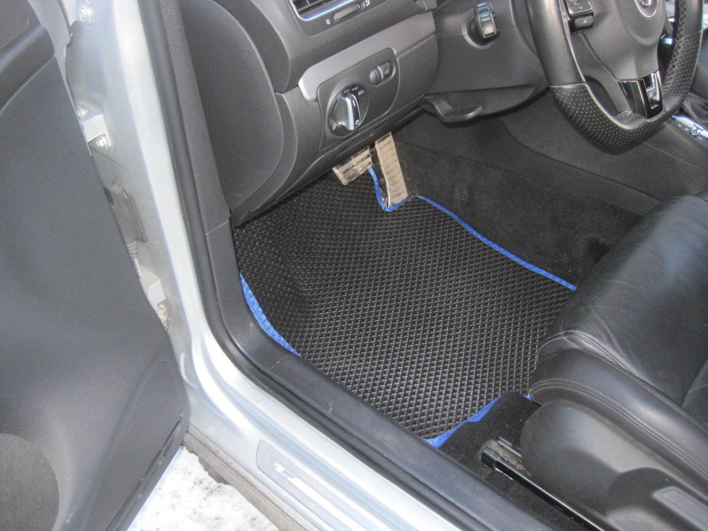 Автоковрики для VW Golf 6