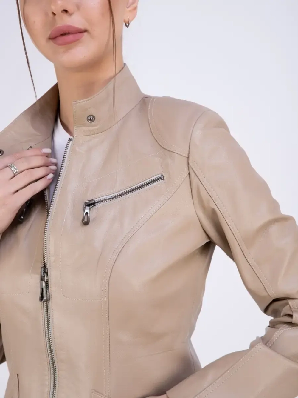 Куртка женская из натуральной кожи